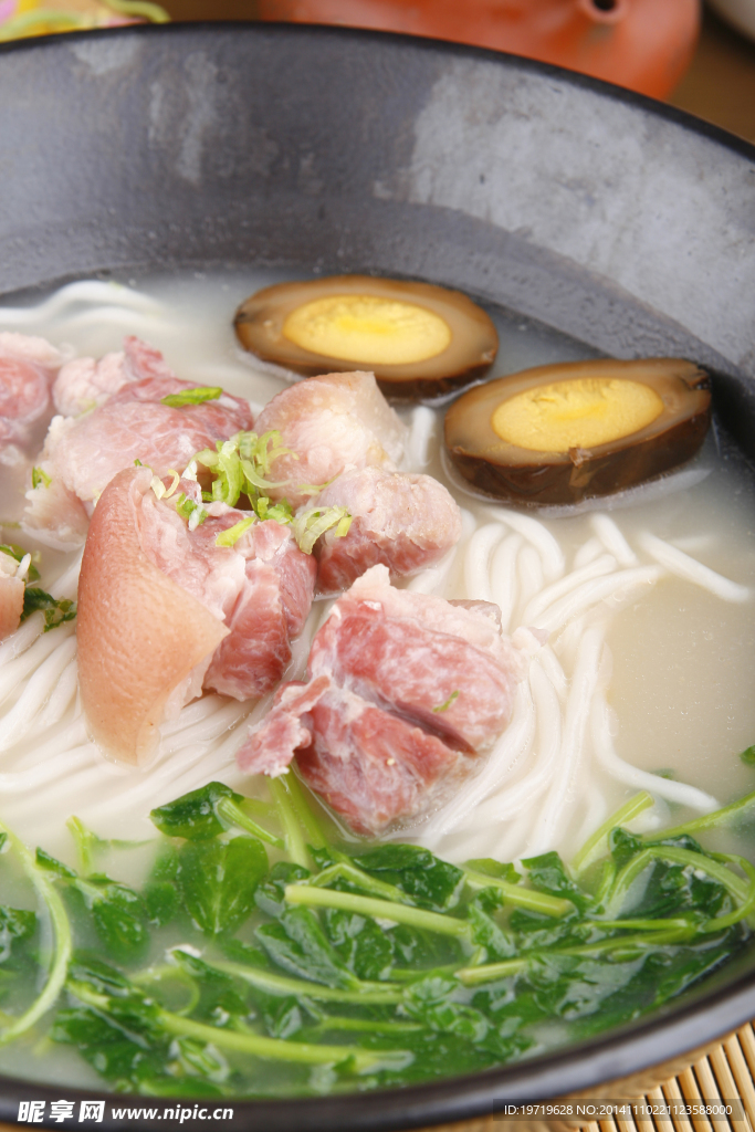 豆苗蹄膀面