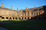 悉尼大学
