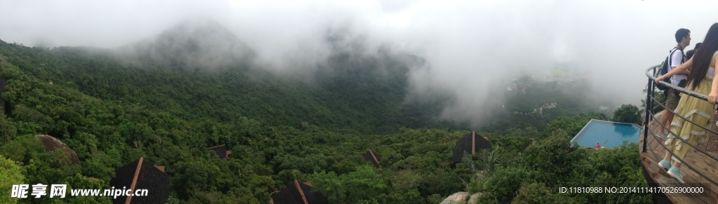 亚龙湾山顶全景图