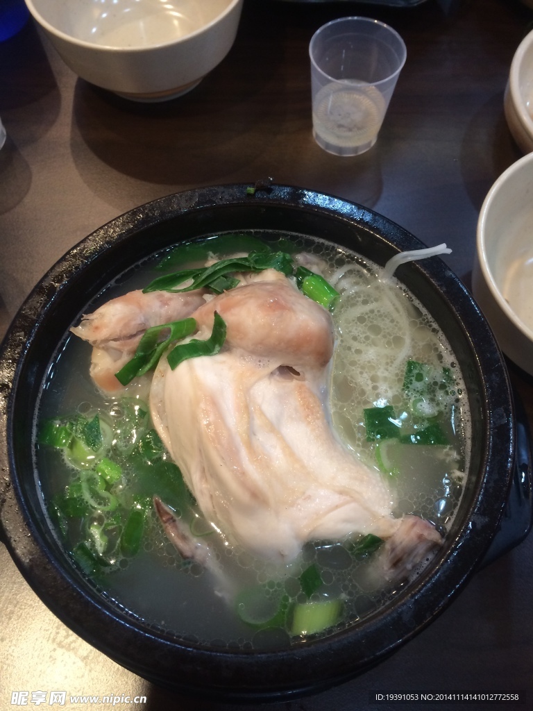 韩国人参鸡