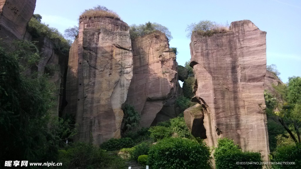 莲花山石柱风景图片