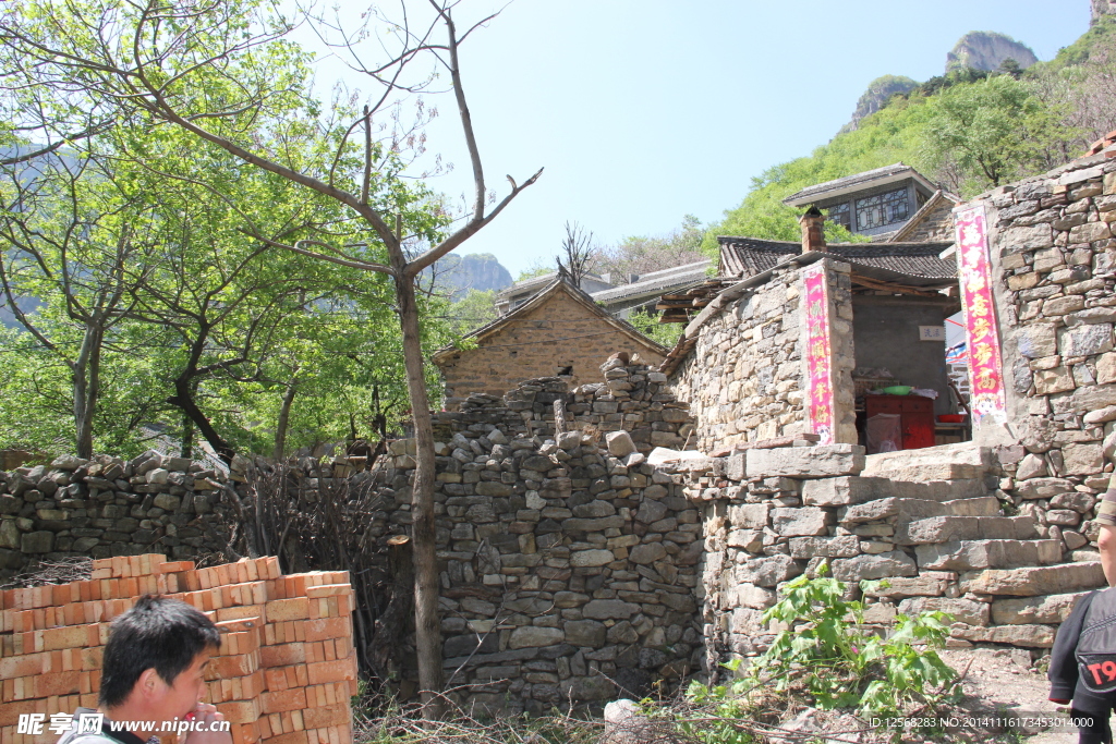 郭亮村