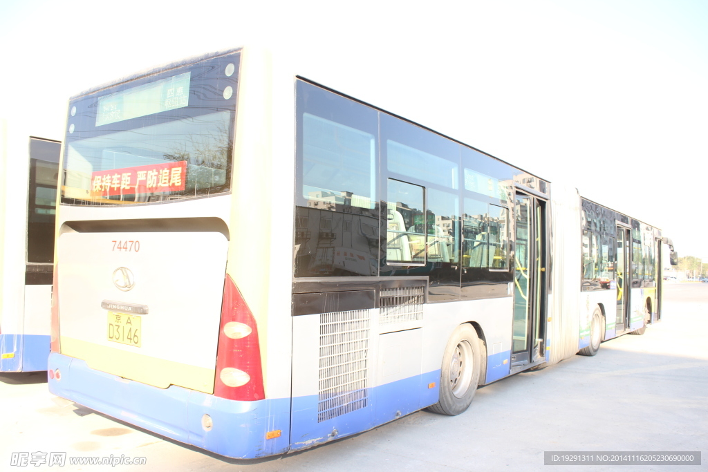 公交车