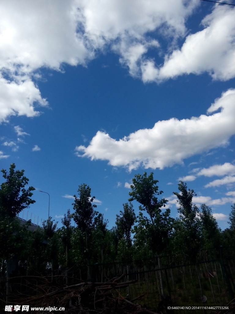 蓝天