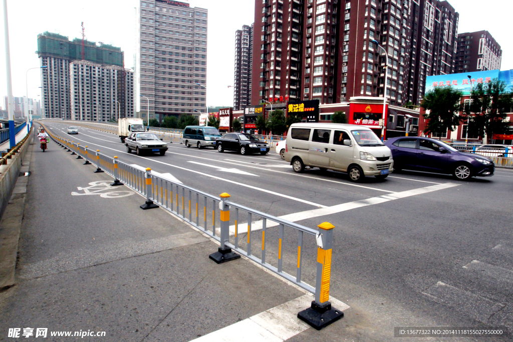 城市道路交通摄影