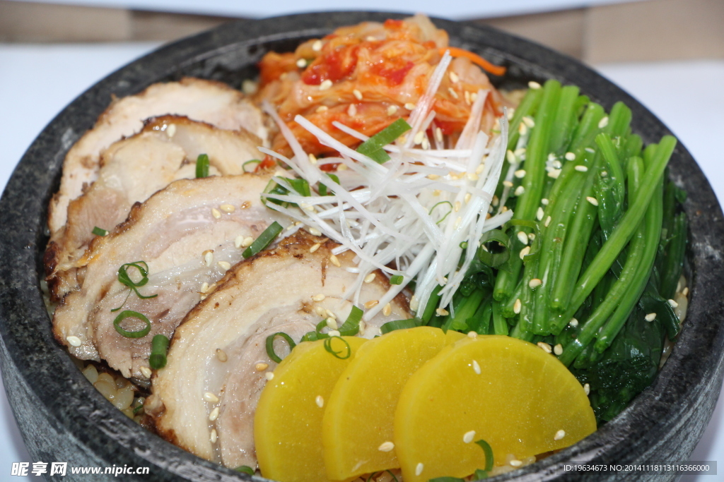 叉烧石锅饭
