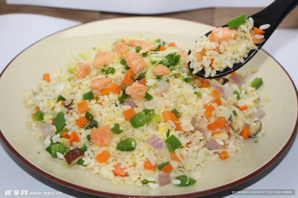 三文鱼炒饭