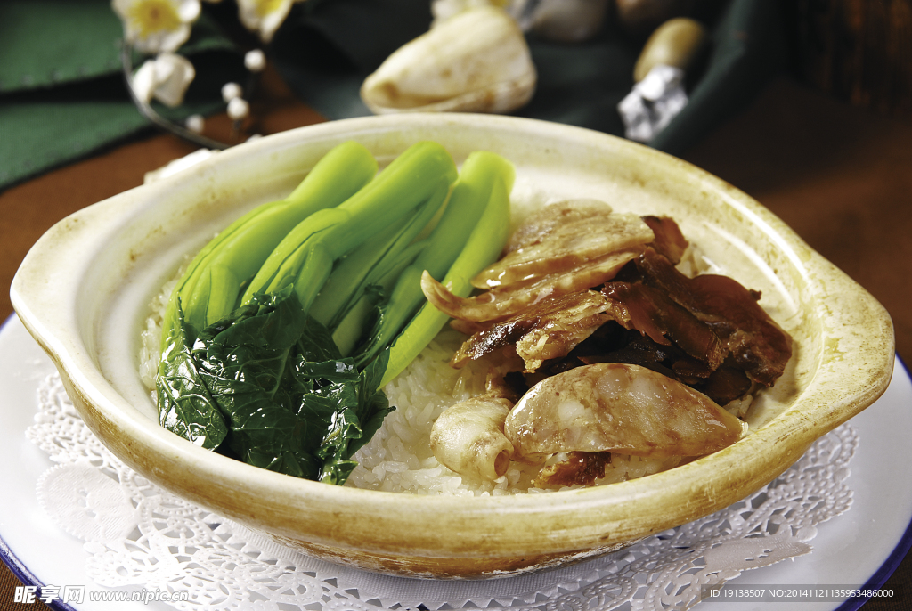 广式煲仔饭