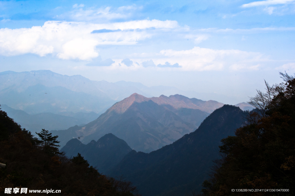 大明山