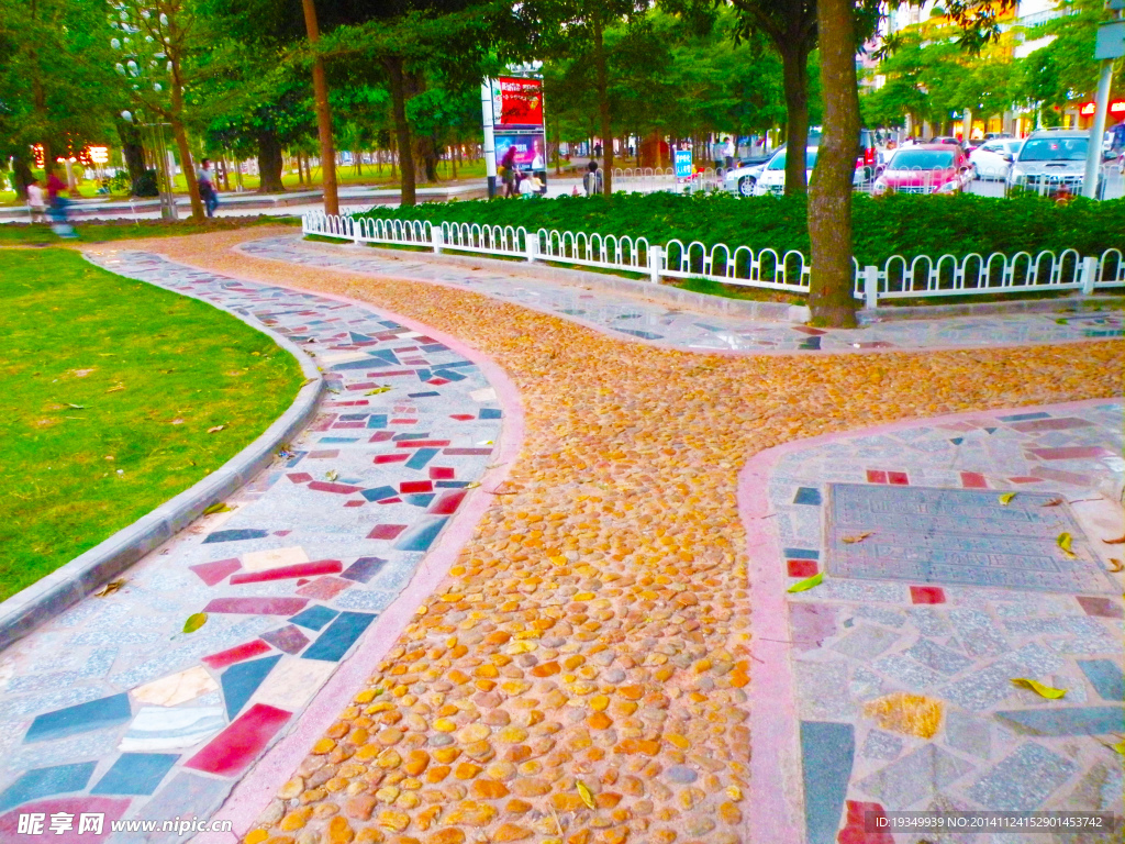 石子路