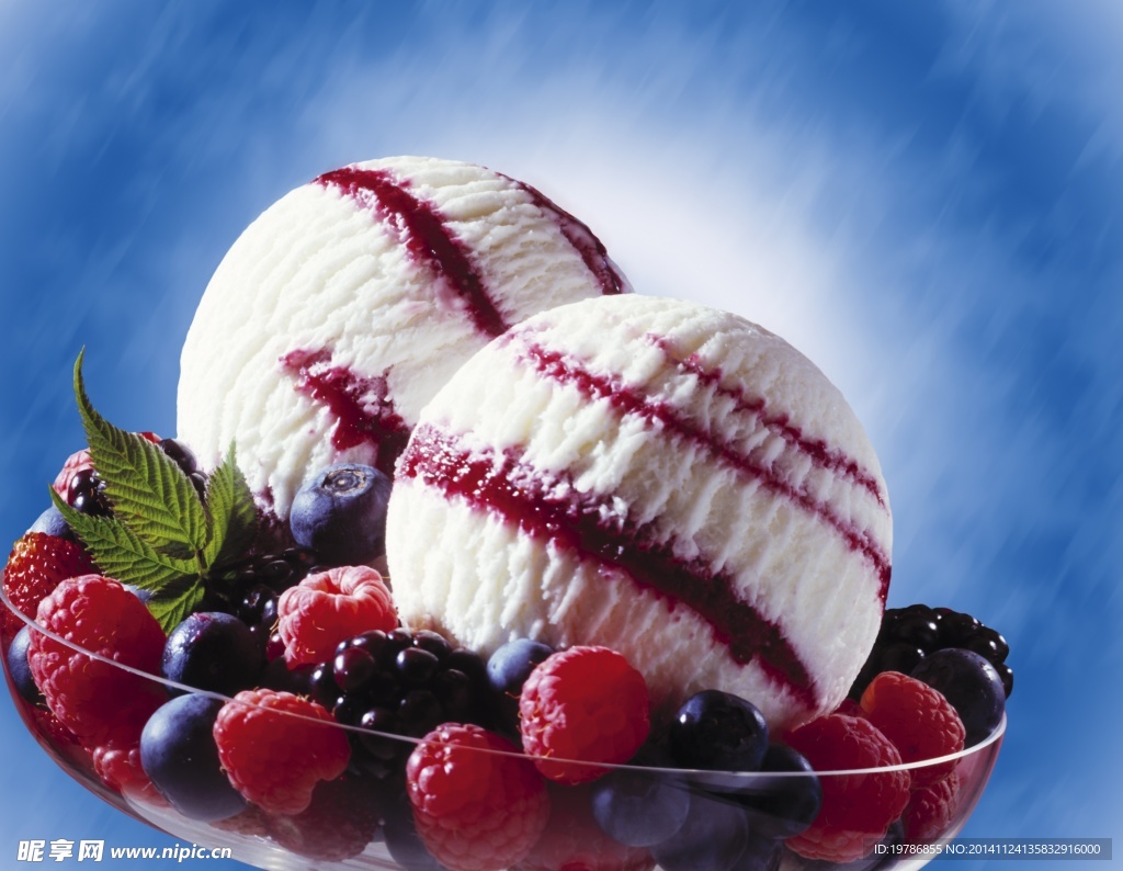 蓝莓桑果冰淇淋