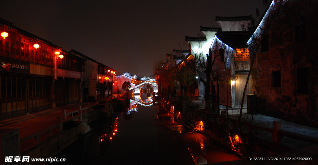 嘉兴月河夜景照片