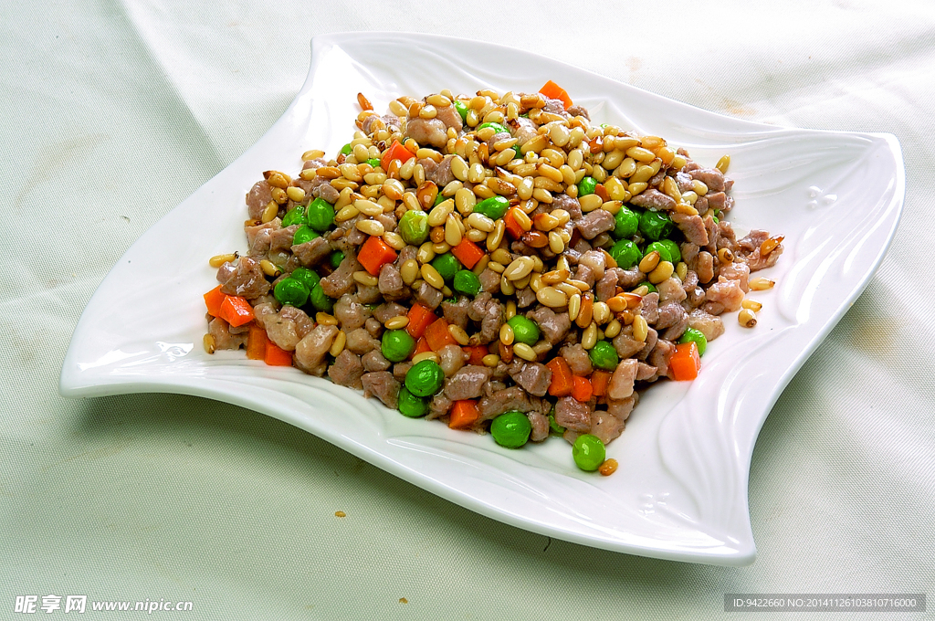 松仁豌豆牛肉丁