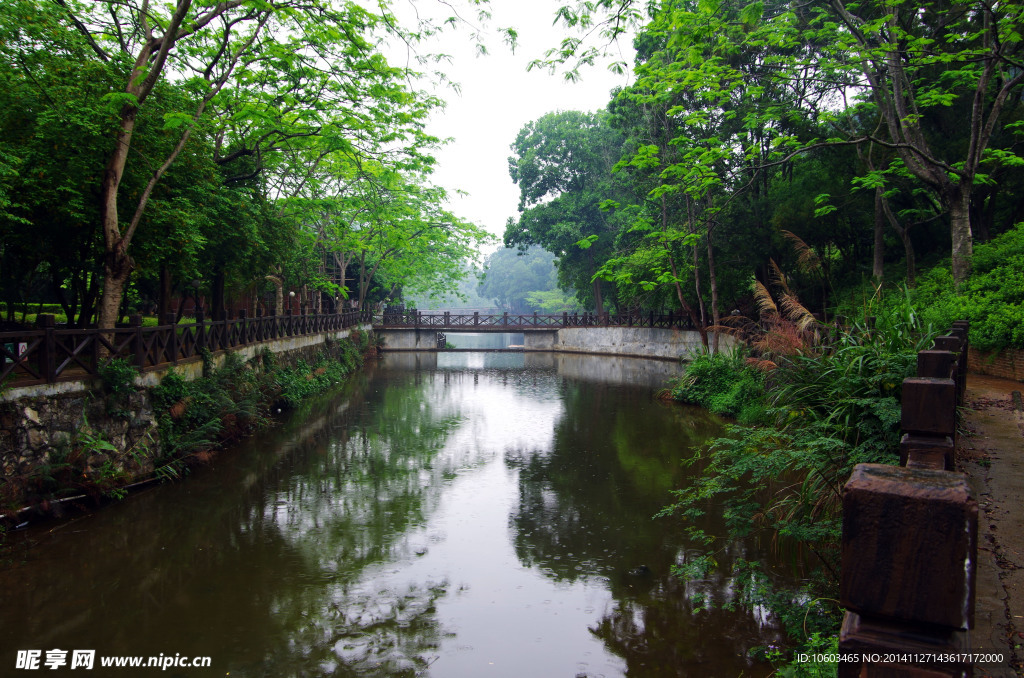 山水风景园山湖