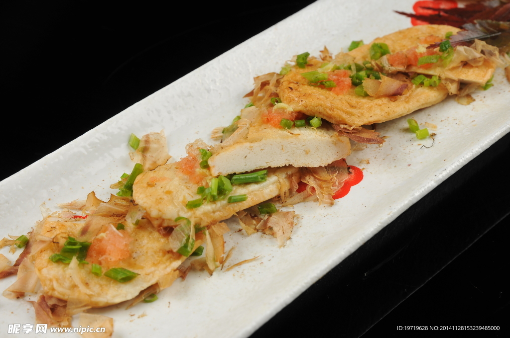 油炸小鱼饼