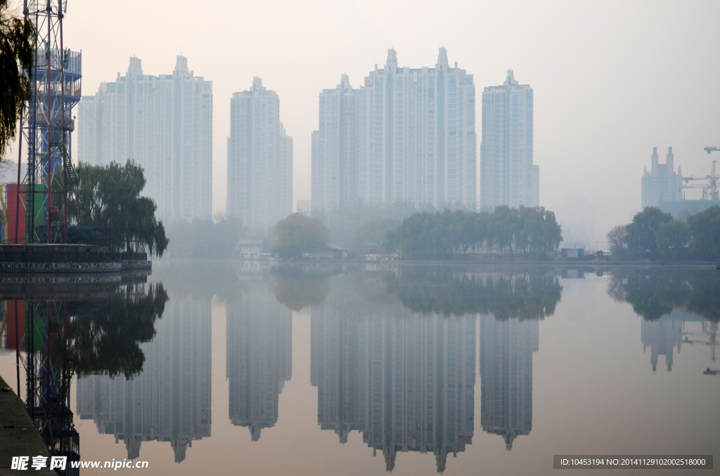 倒影美景