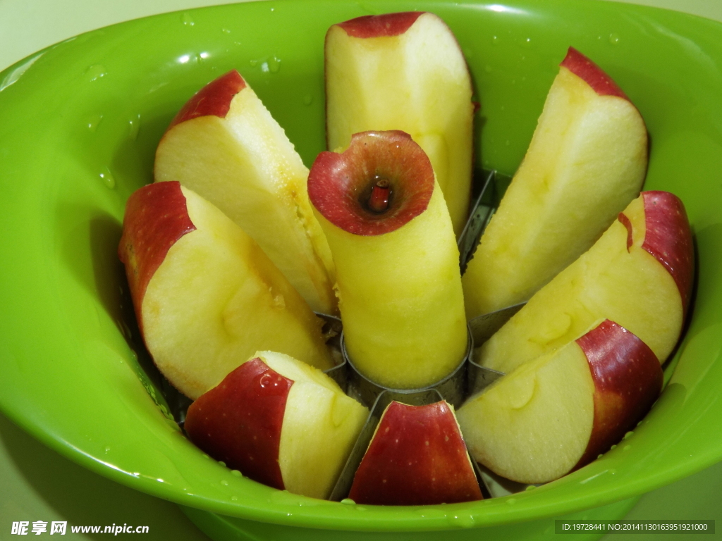 苹果花拼盘怎么做_苹果花拼盘的做法_豆果美食