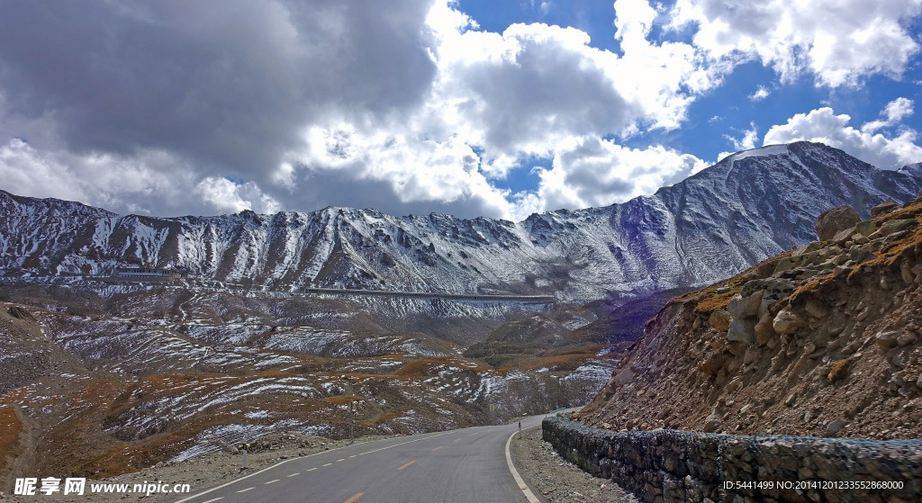 雪山公路