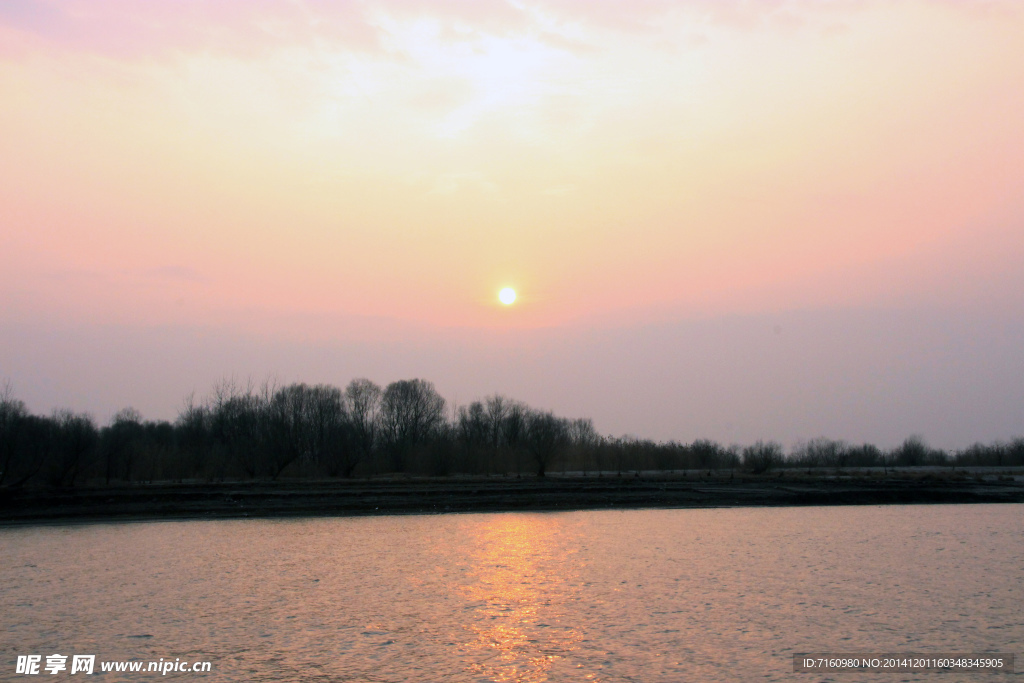 长江夕阳西下