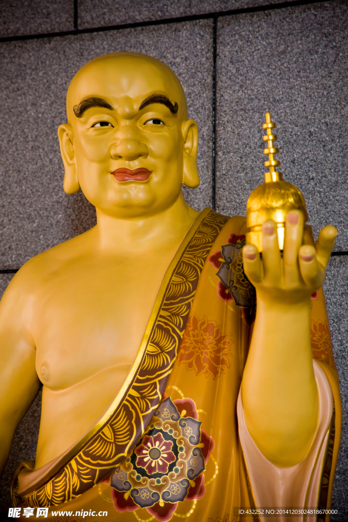 罗汉雕塑