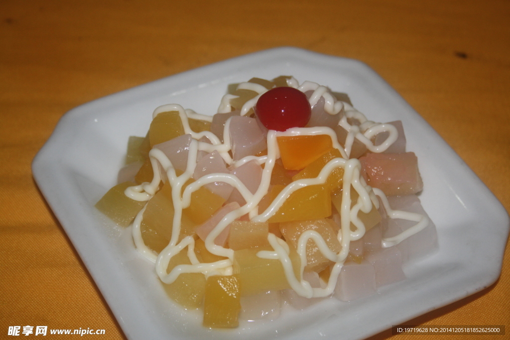 什锦水果色拉