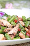 四季豆榄菜炒河虾