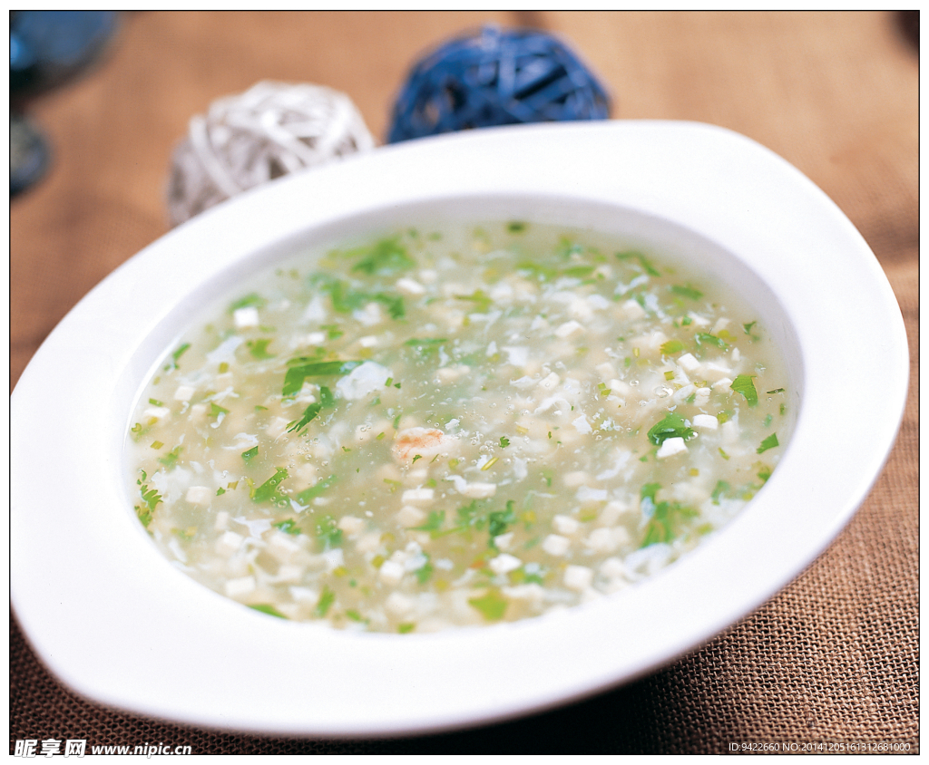 芡实鲜虾豆腐羹