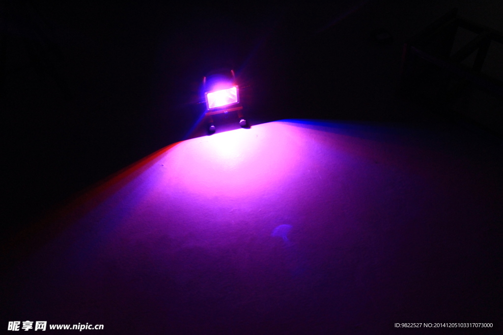 LED灯具