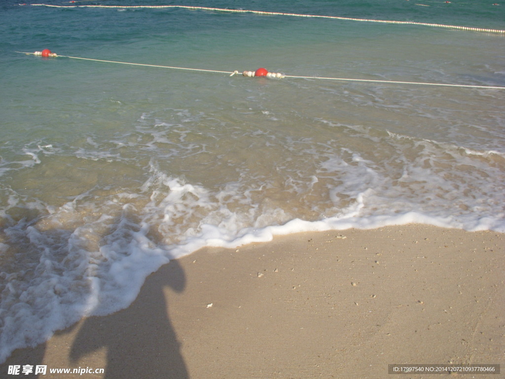 海南沙滩海浪