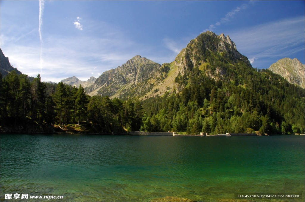 高山湖泊