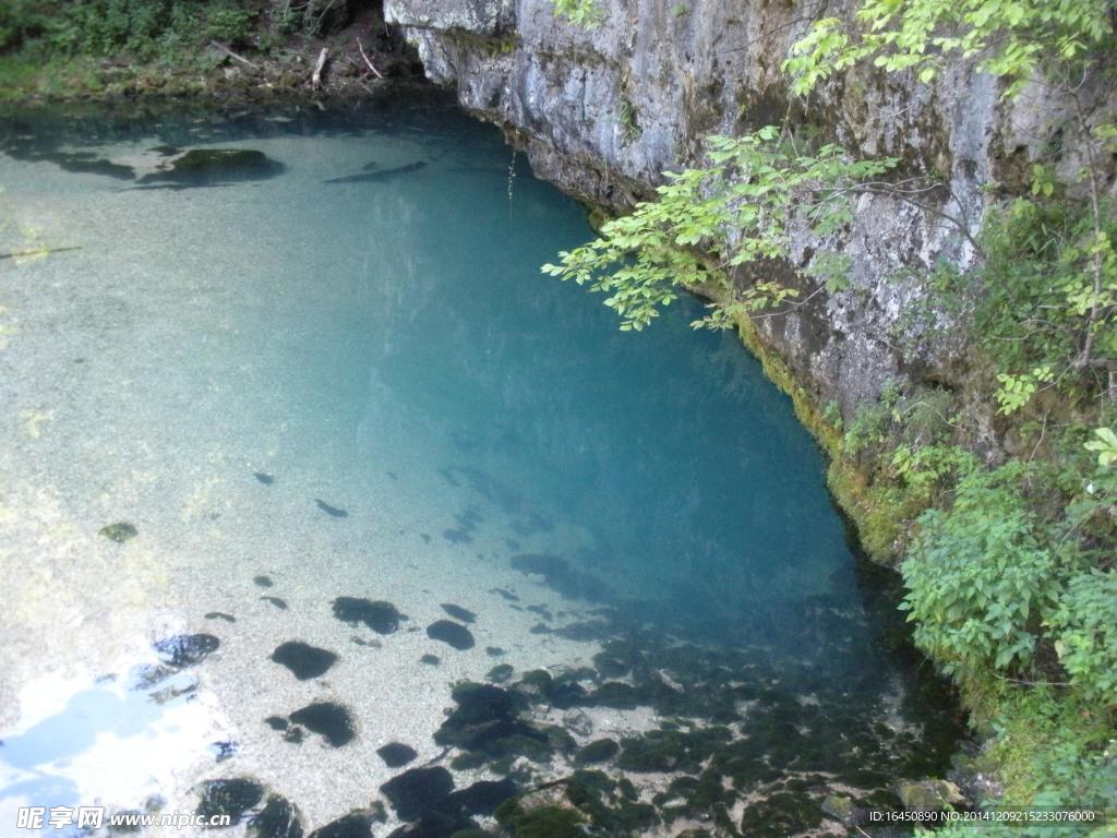 高山湖泊