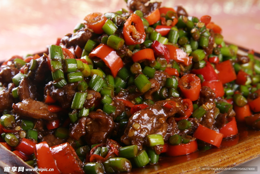 瓦片羊肉