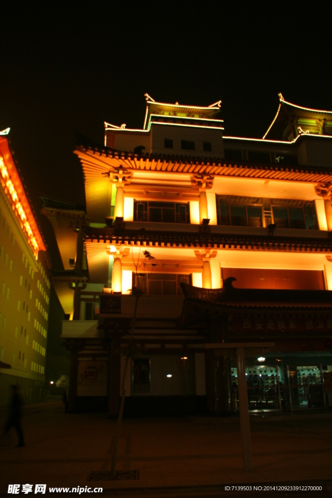 牌楼夜景实拍