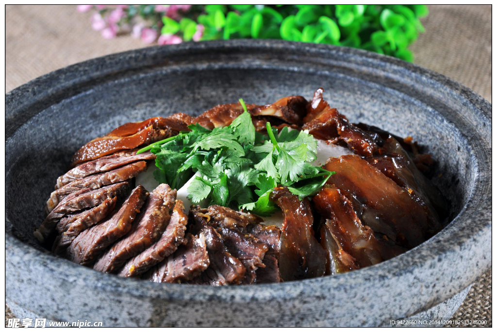 秘制牛肉