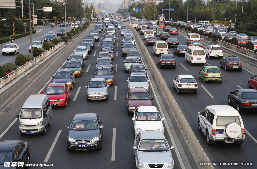 城市公路交通图片