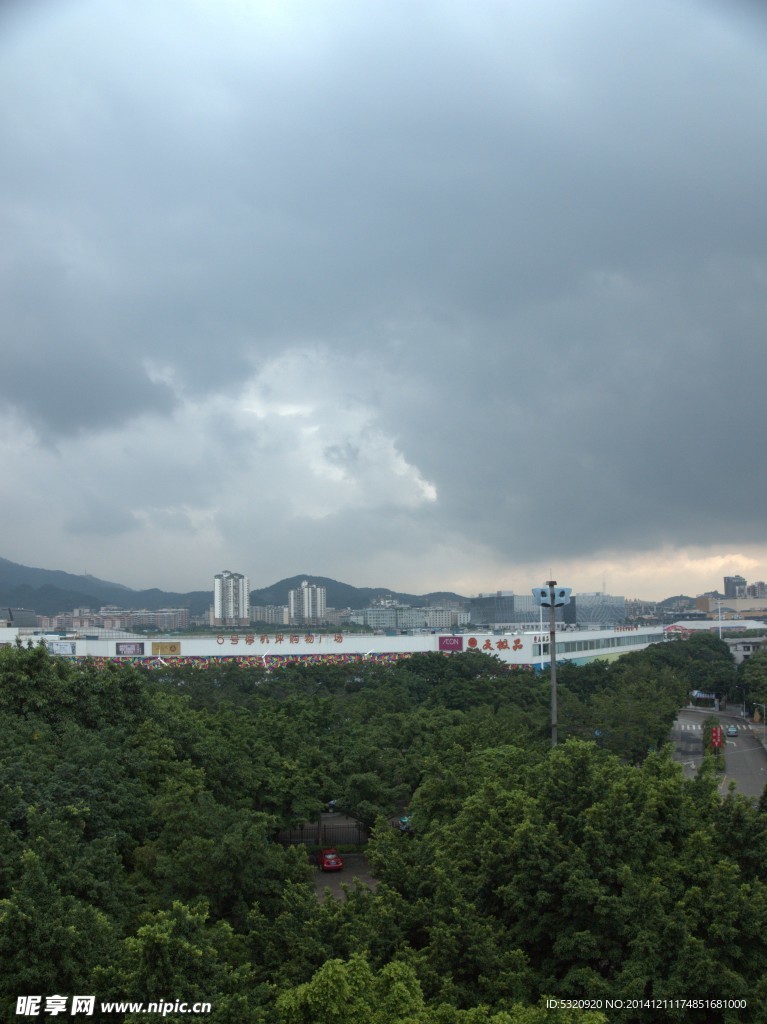 城市