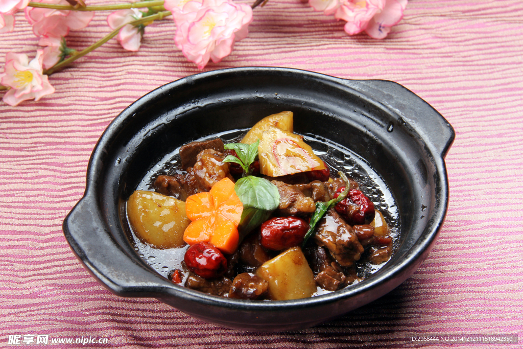 大根牛腩煲
