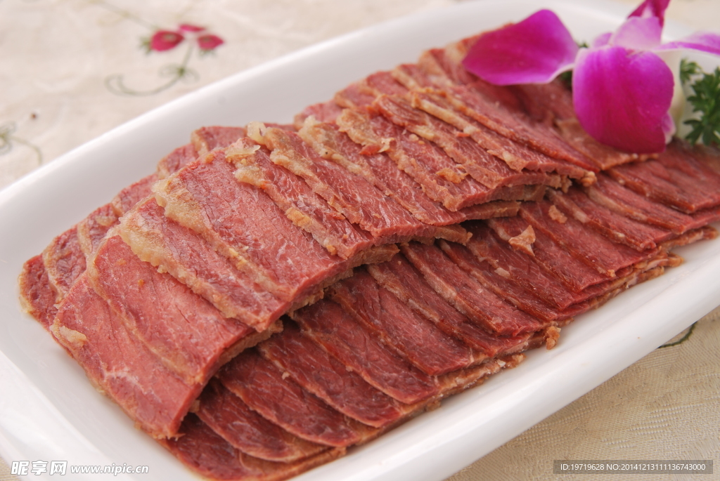 伊犁熏驼肉