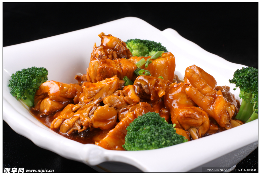 农家烧肉焖土鸡