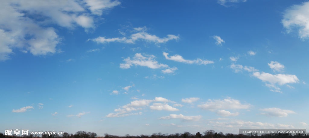 天空