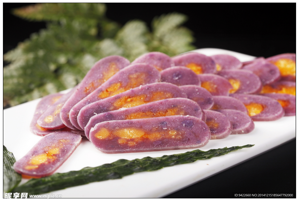 紫薯蛋黄卷