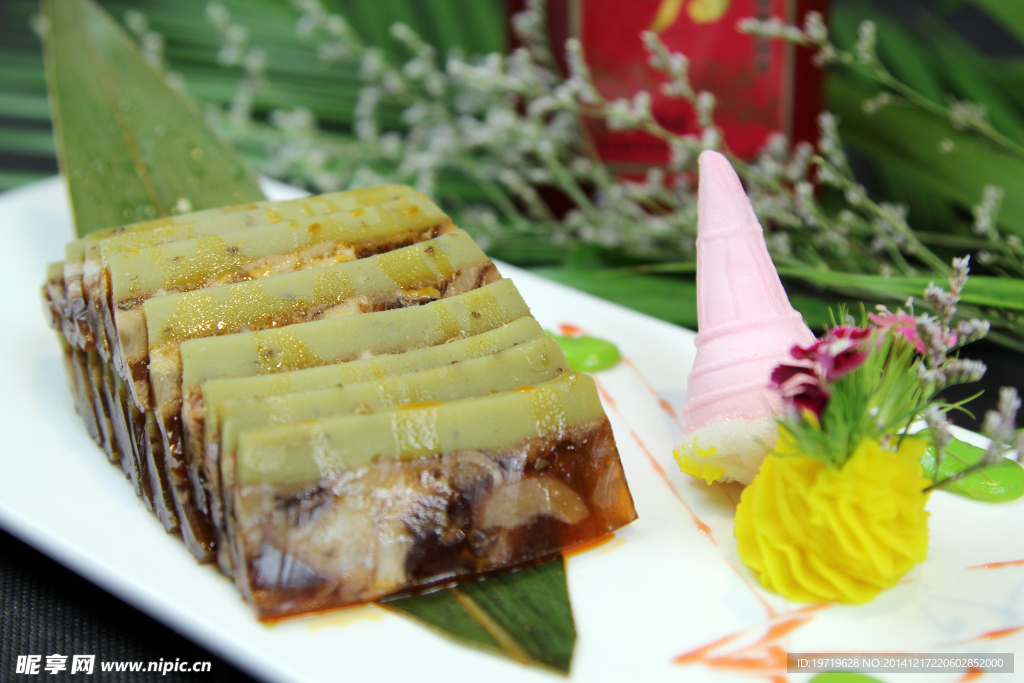 绿豆蹄筋冻