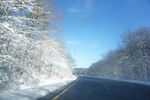 美国东北部雪后高速公路