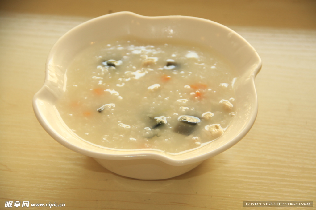 皮蛋瘦肉粥