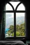 尼泊尔旅馆的窗口