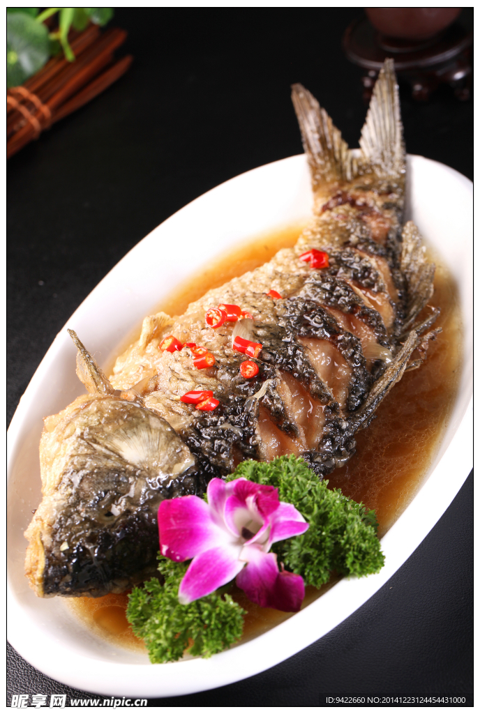 红烧黄河鲤鱼