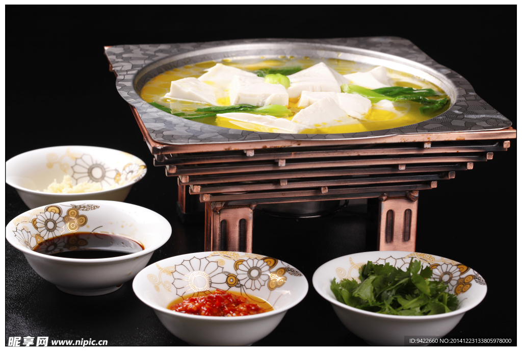 鸡汤豆腐