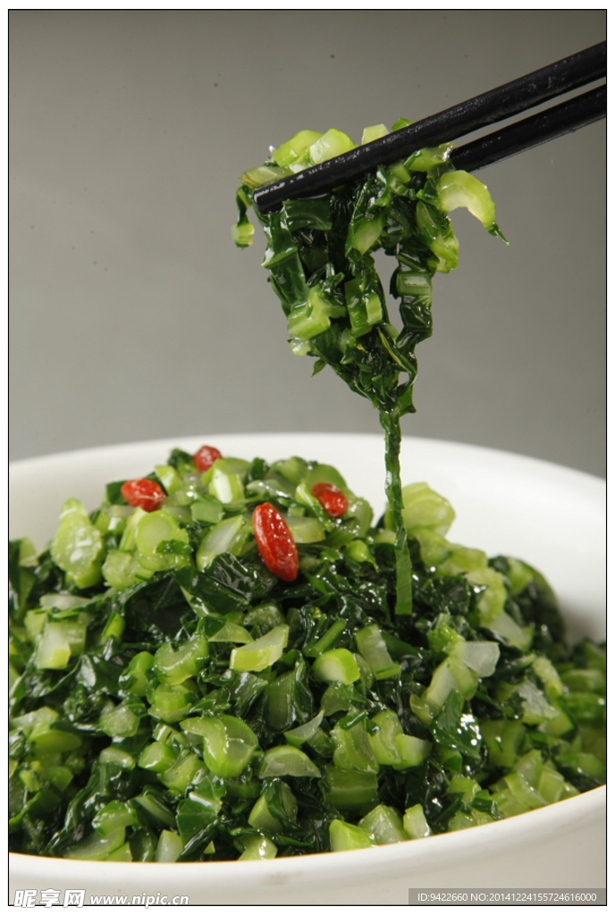小镇青菜钵