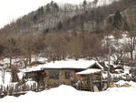 山下的雪