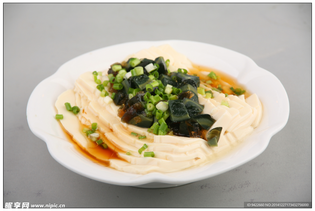 皮蛋豆腐